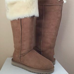 💯AUTHENTIC UGG Bailey Button Over The Knee Chestnut Tall Boots Size 6
